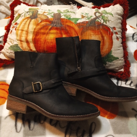 Sperry women's Seaport Short Shackle Boot size 8.5 - Picture 1 of 4